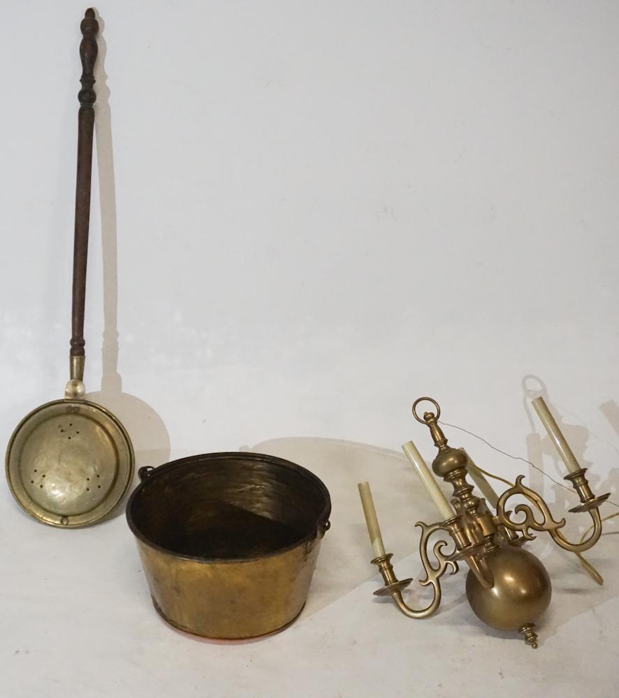 Collection Antique & Vintage Brass Articles (1 of 5)