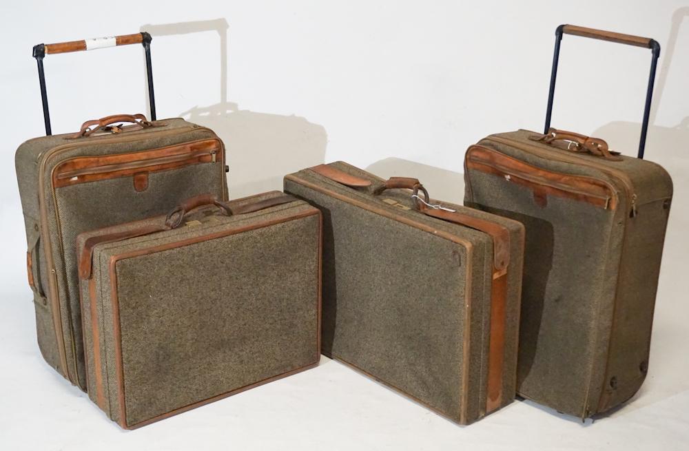 Handsome Set Hartmann Tweed & Leather Luggage (1 of 3)