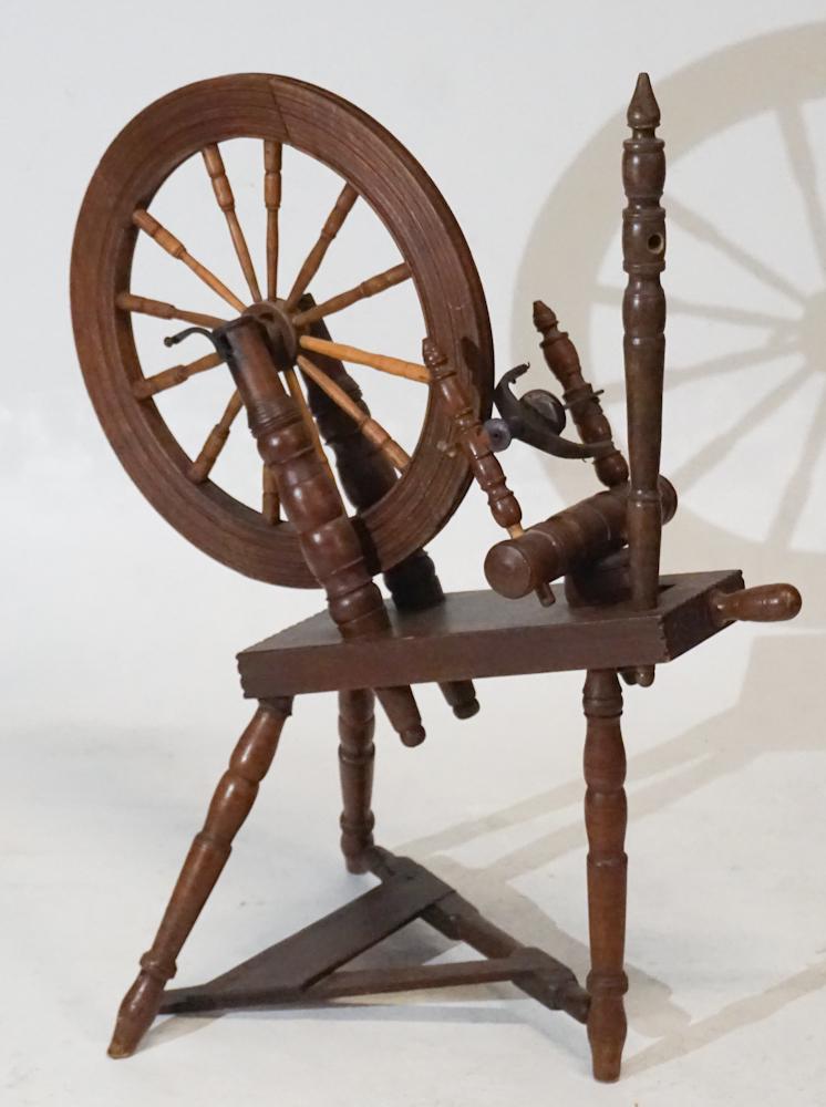 Antique Turned Wood Spinning Wheel (1 of 2)