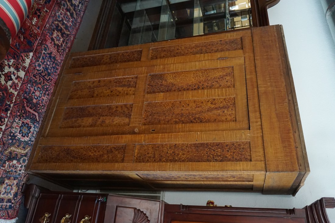 Fine Southern Paint Decorated Country Federal Wardrobe (1 of 8)