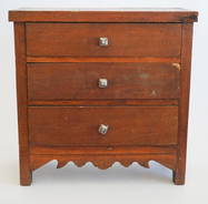 Antique & Vintage Dressers & Chests of Drawers
