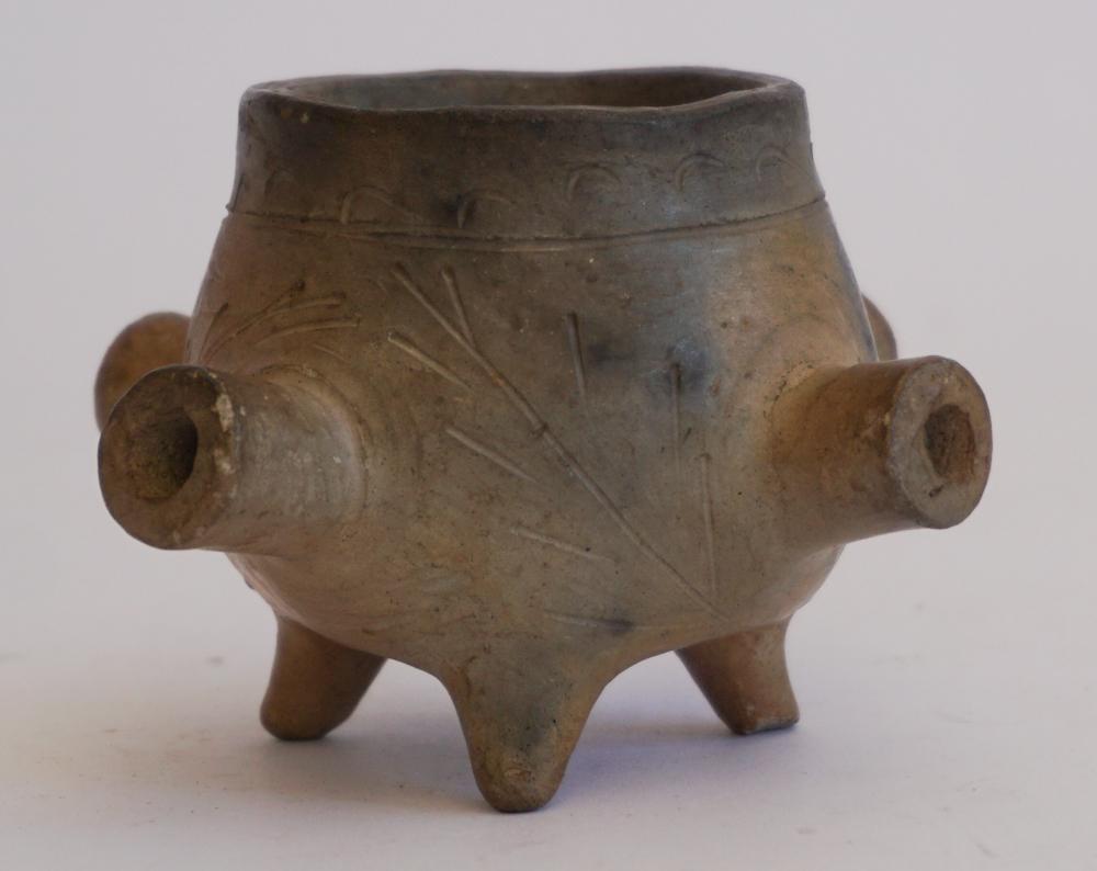 Excellent Antique Native American Peace Pipe (1 of 4)