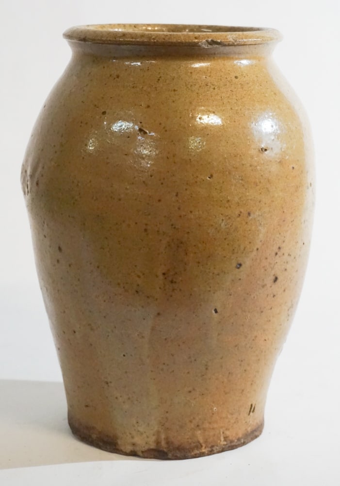 Early Southern Stoneware Preserve or Storage Jar (1 of 5)