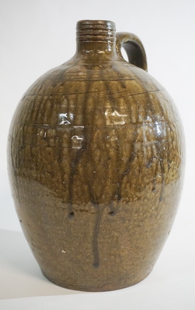Southern Stoneware Jug (1 of 5)