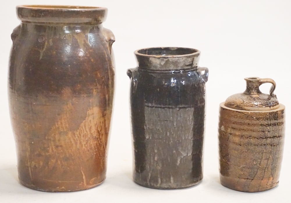 Collection Southern Stoneware Vessels (1 of 2)