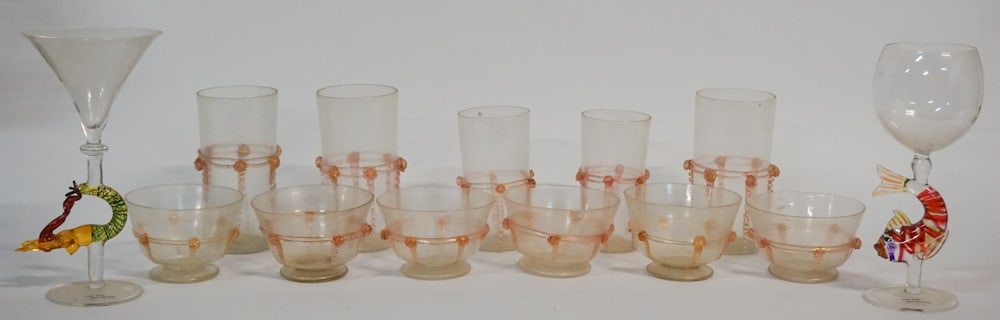 Collection Vintage Art Glass Tablewares (1 of 3)