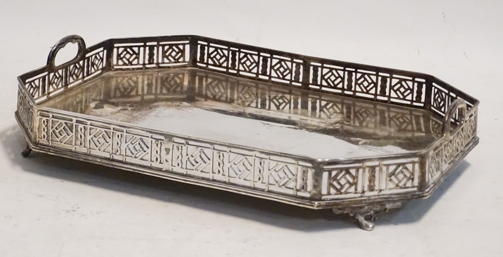Deco Style Silver Plate Serving Platter (1 of 5)
