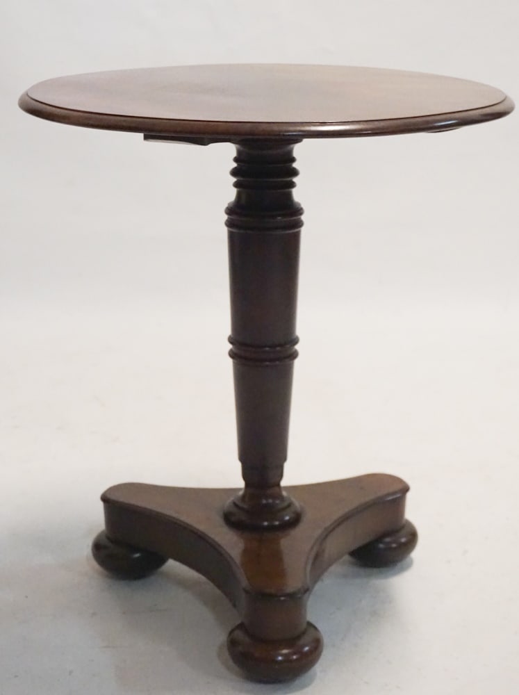 English Regency Figured Mahogany Side Table (1 of 4)