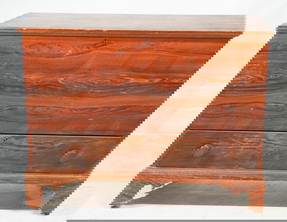 Fine American Country Federal Blanket Chest (1 of 2)