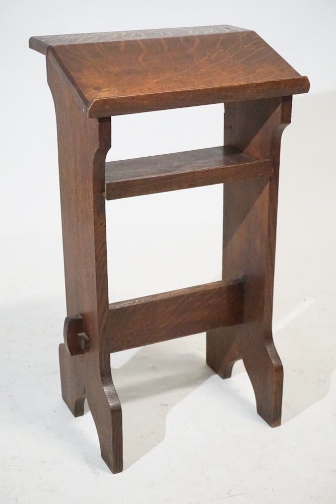 Arts & Crafts Period Oak Book Stand (1 of 2)