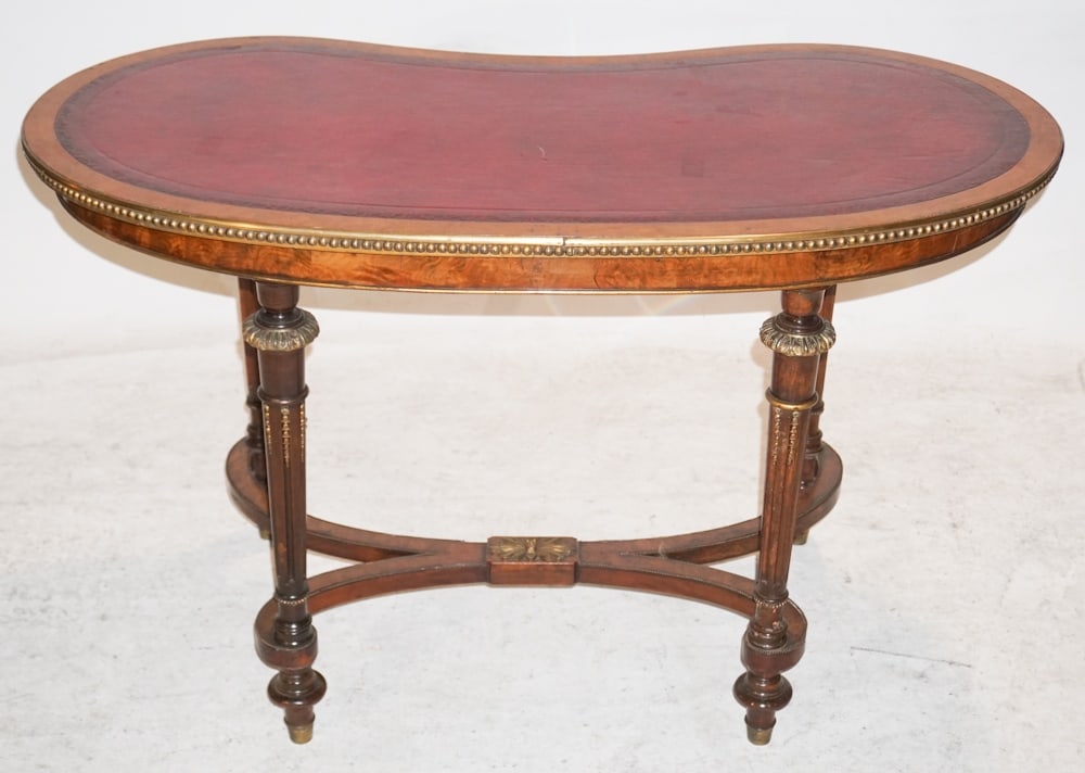 English Regency Leather Top Walnut Kidney Desk (1 of 4)