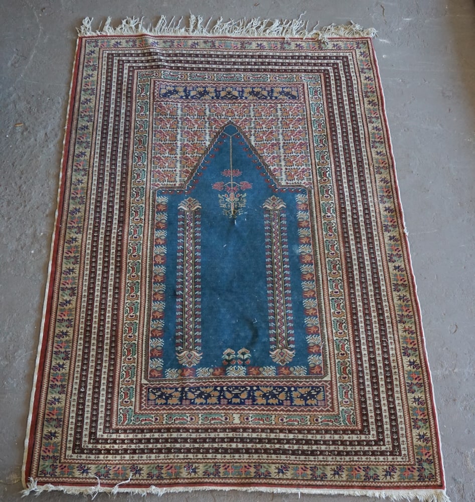 Very Fine Antique Turkish Anatolian Kula Carpet (1 of 3)