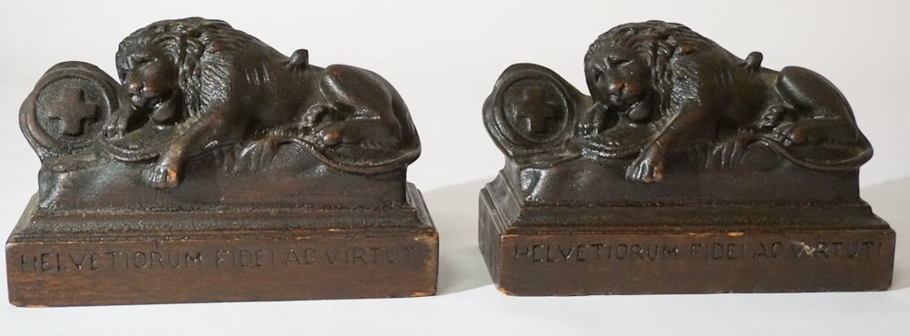 Pair Antique English Carved Mahogany Bookends (1 of 5)