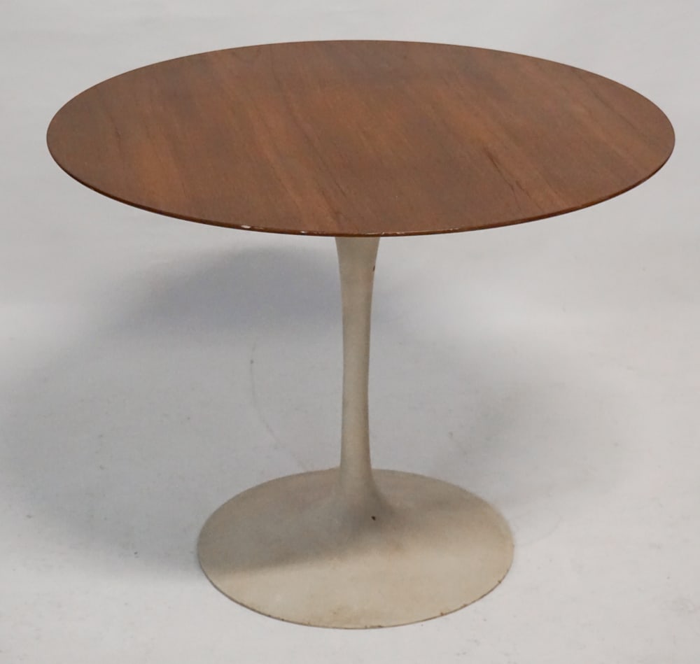 Mid Century Knoll International Breakfast Table (1 of 4)