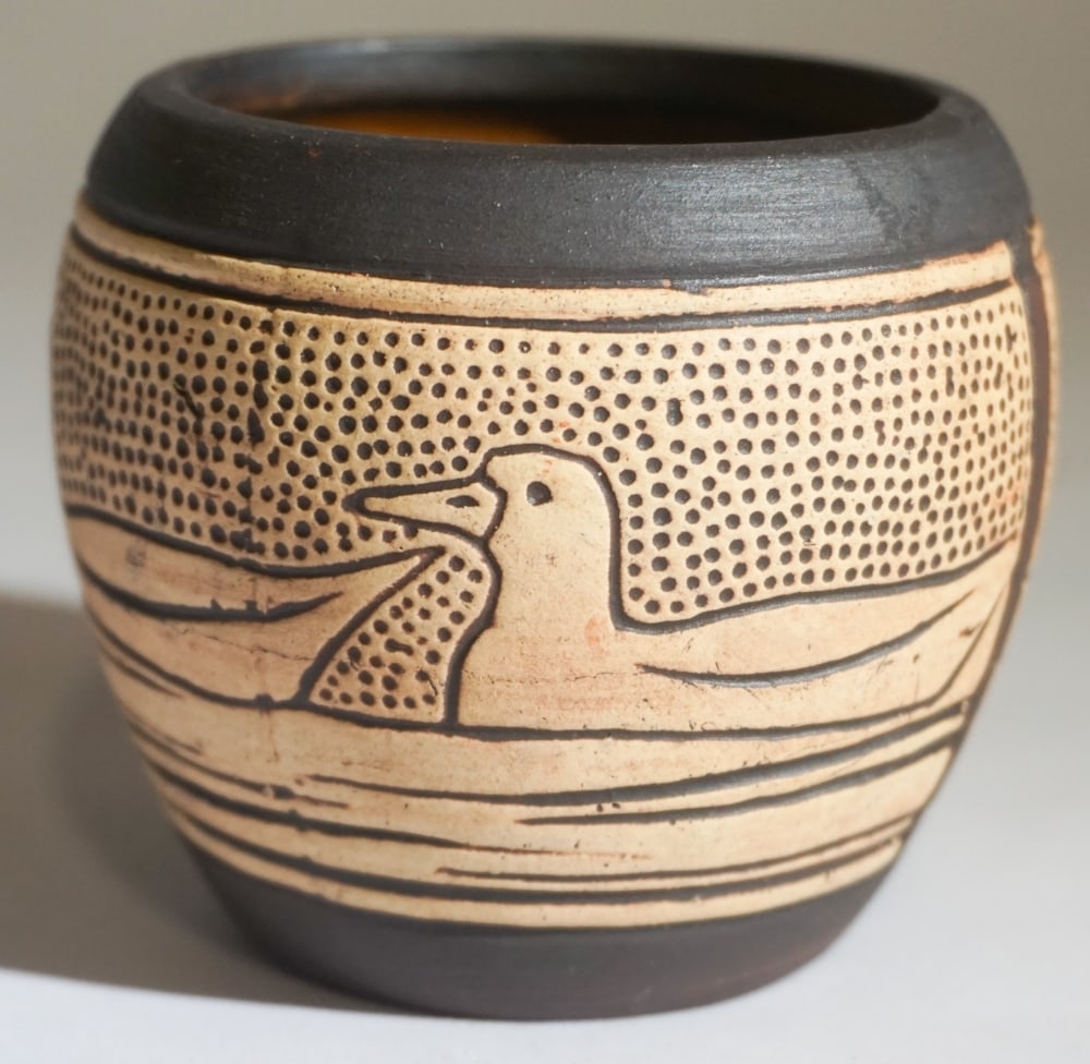 Arts & Crafts Period Weller Pottery Vase (1 of 4)