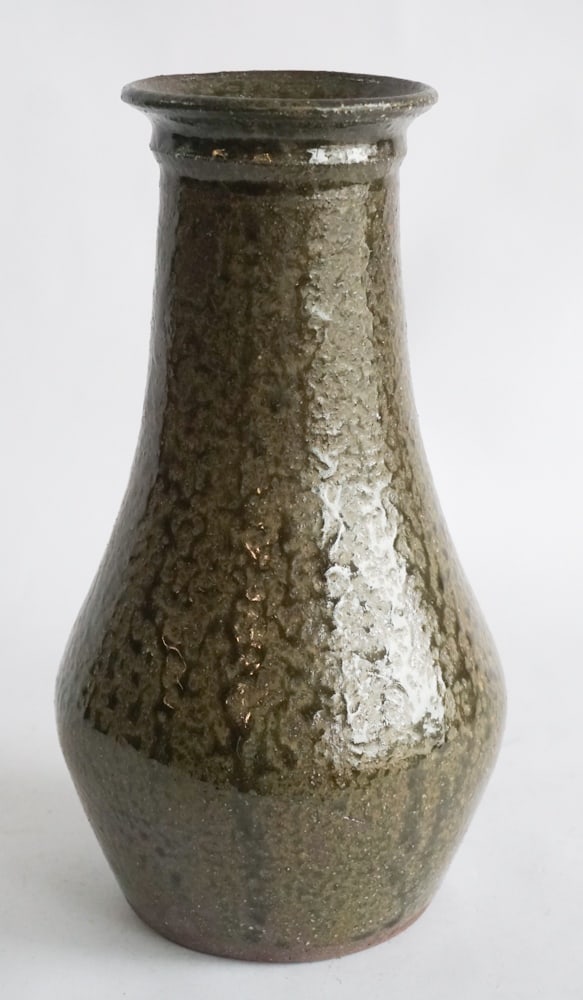 Southern Stoneware Ware Vase (1 of 2)