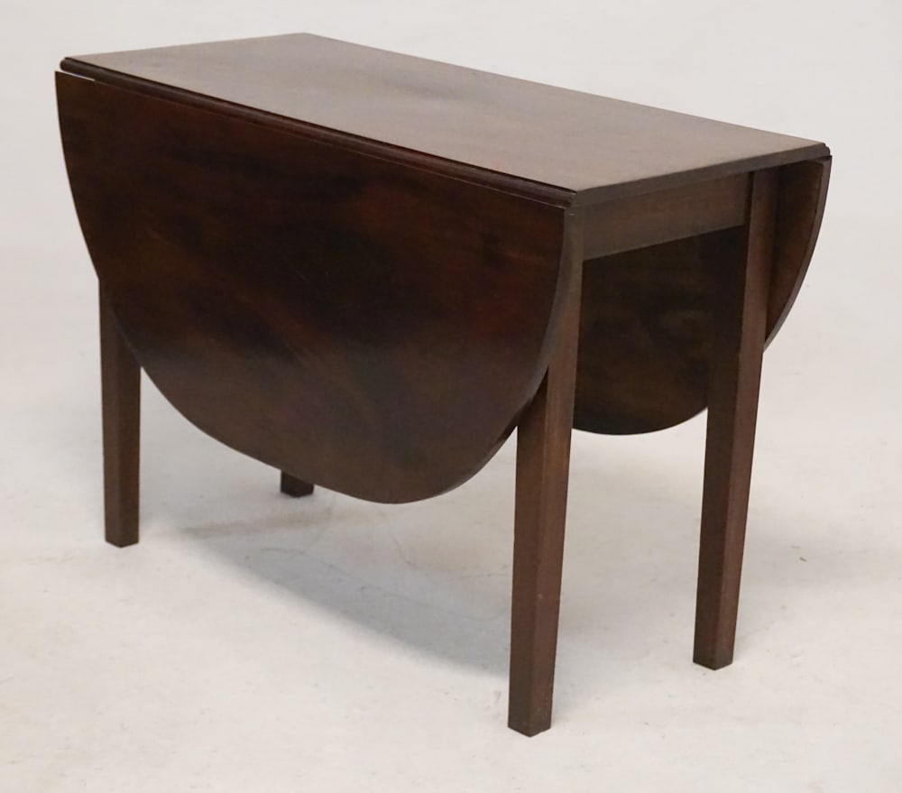 English George III Mahogany Drop Leaf Breakfast Table (1 of 3)