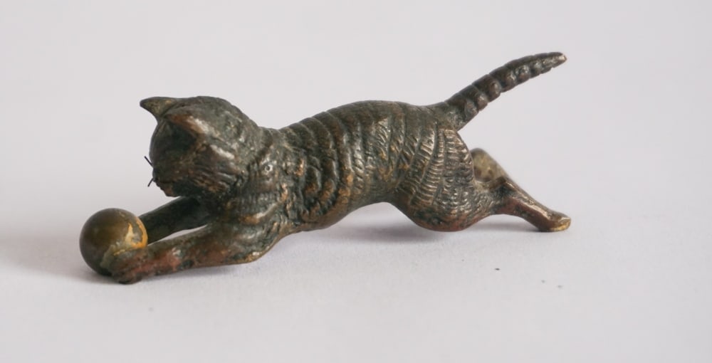 Antique Vienna Bronze Cold Painted Cat (1 of 2)