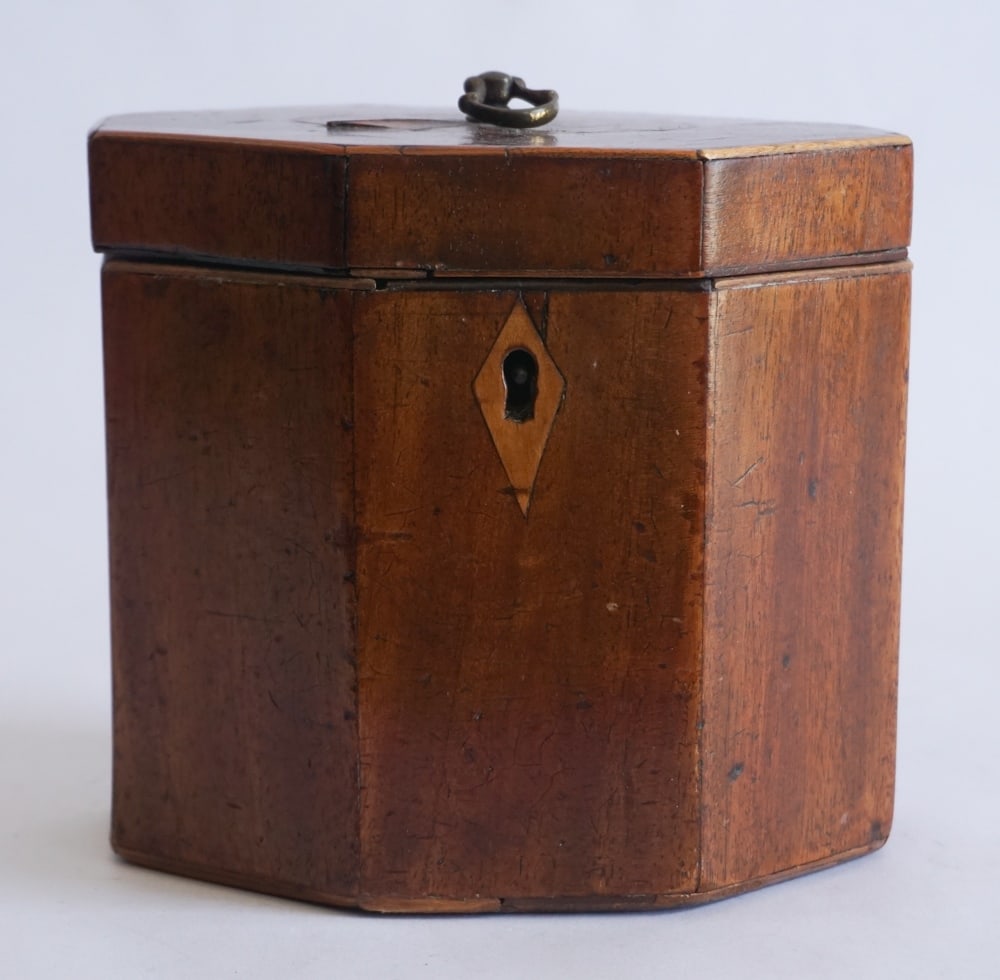 Fine English George III Inlaid Mahogany Tea Caddy (1 of 3)