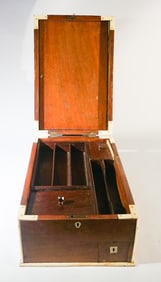 Heppelwhite Inlaid Mahogany Sailors Travel Box