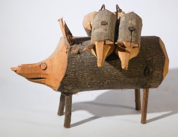 Charming Vintage Carved Folk Art Possum