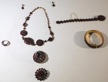 Victorian Bohemian 900 Silver & Garnet Jewelry