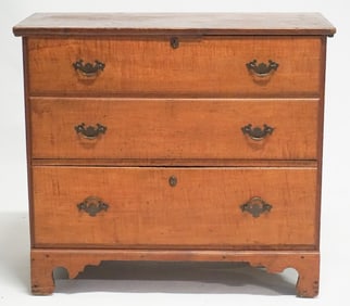 American Country Federal Tiger Maple Blanket Chest