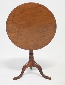 English or American Hepplewhite Mahogany Tea Table