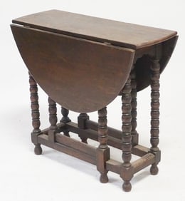 English William & Mary Style Turned Wood Oak Gate