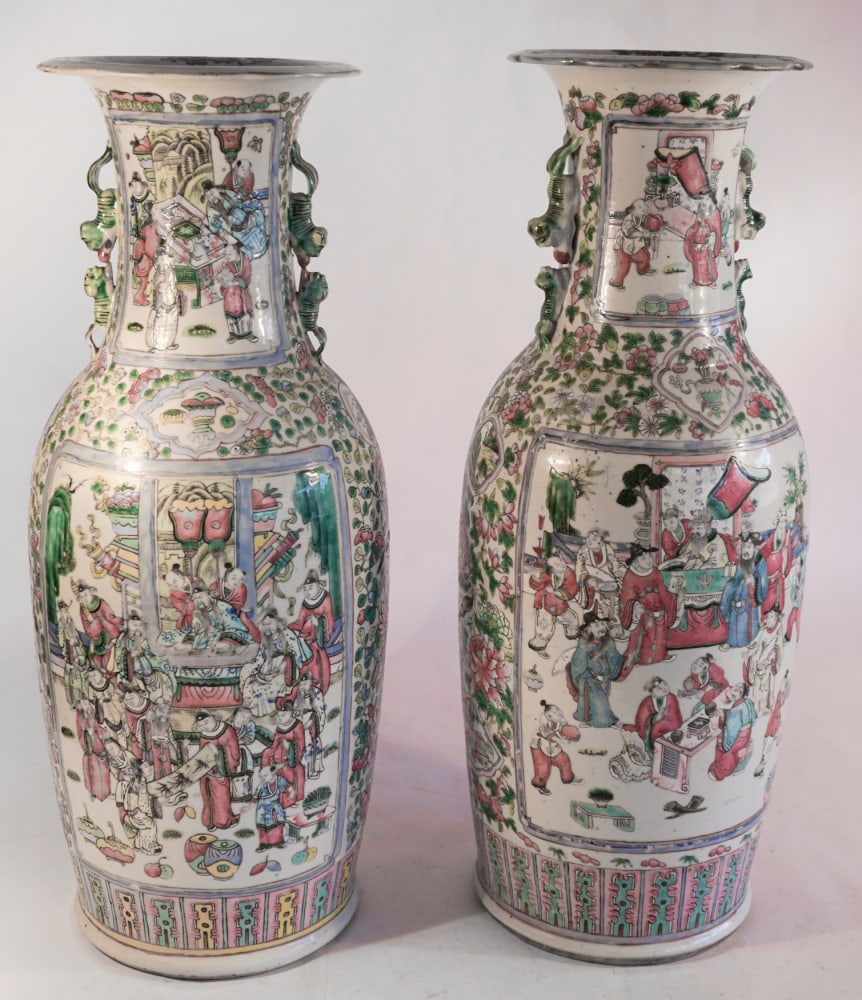 Pair Antique Chinese Porcelain Urns (1 of 8)