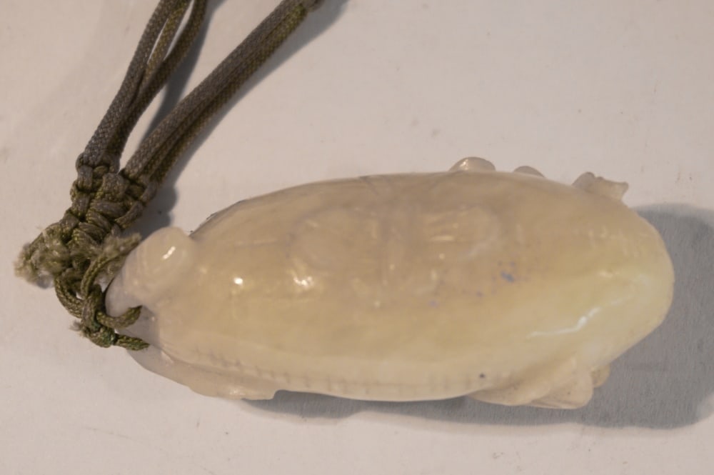 Fine Antique Chinese Carved Jade Pendant (1 of 16)