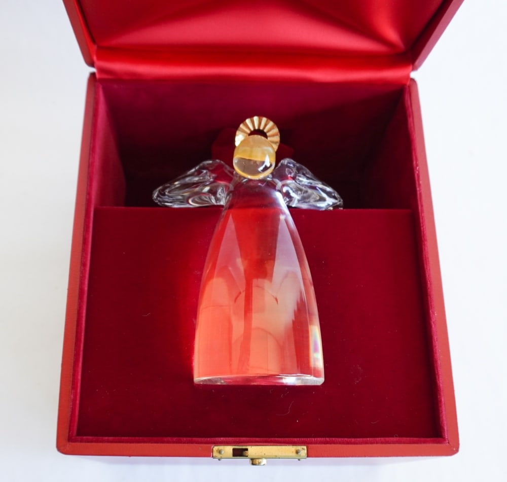 Fine Steuben Crystal Angel Housed in Original Box (1 of 4)