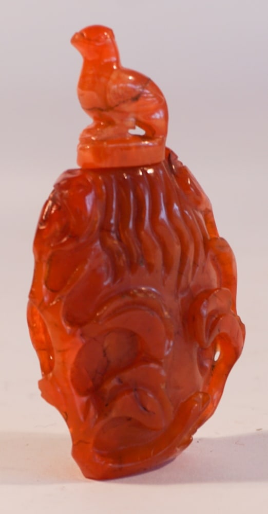 Fine Antique Chinese Carnelian Stone Snuff Bottle (1 of 4)