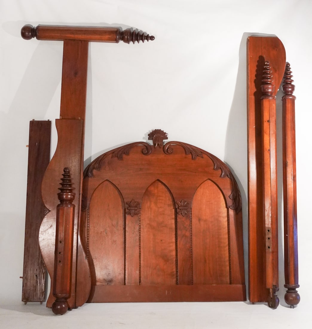 Southern Carved Black Walnut Country Classical Plantation Bed (1 of 4)