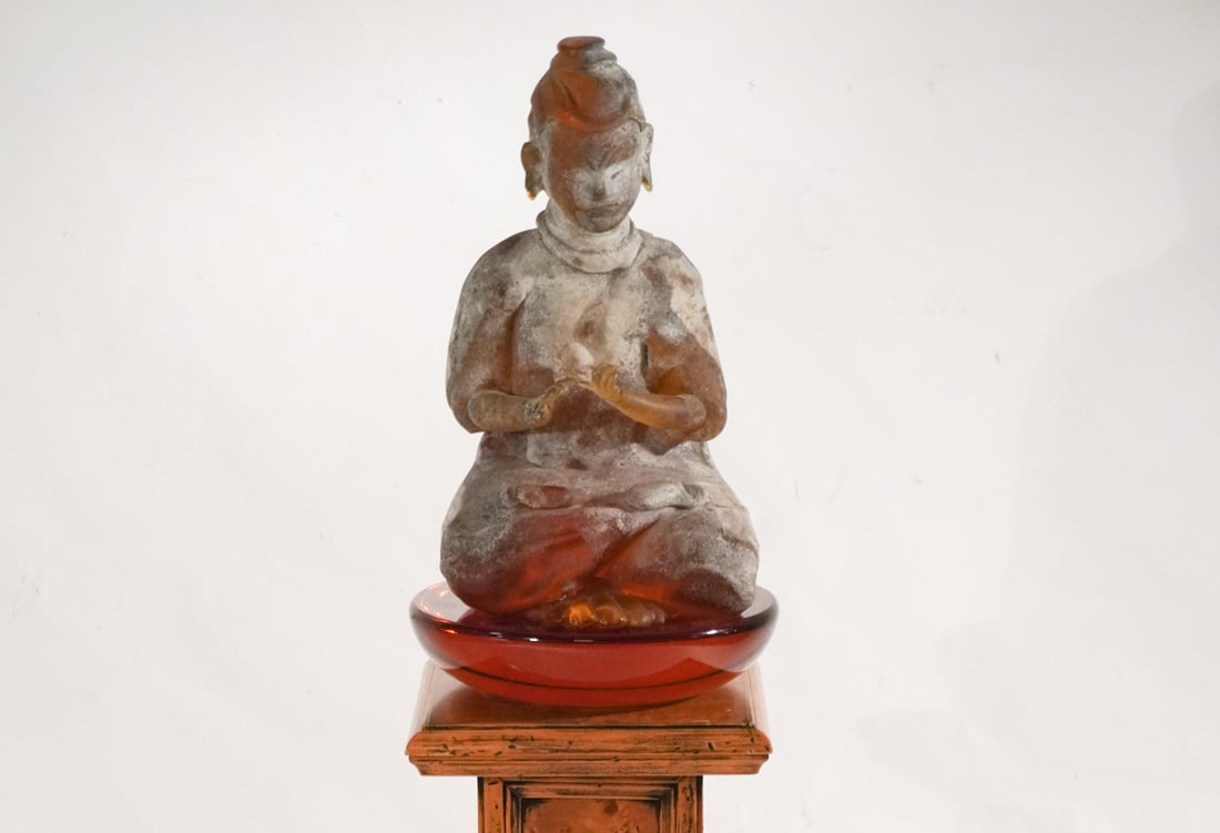 Dino Rosin: (Murano, Italy, 1936-1992) Original blown glass sculpture of seated Oriental Qing style figure. Brilliantly fashioned and with excellent texture and color. The piece is signed at its base. The sculptu