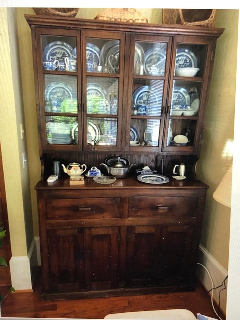 Country Hepplewhite Oak Step Back Cupboard (1 of 1)