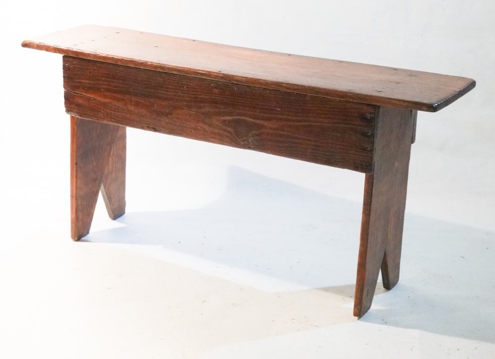 Antique Backcountry Yellow Pine Bench or Bucket (1 of 3)