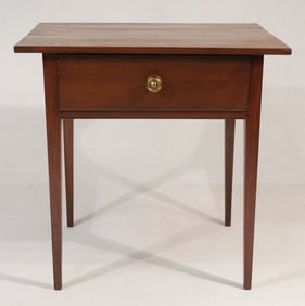 Handsome Southern Federal Walnut One Drawer Tavern or Work Table
