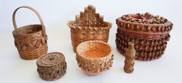 Collection Excellent Passamaquoddy Indian Baskets (1 of 4)