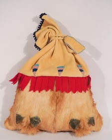 Excellent Vintage Native American Hand Crafted
