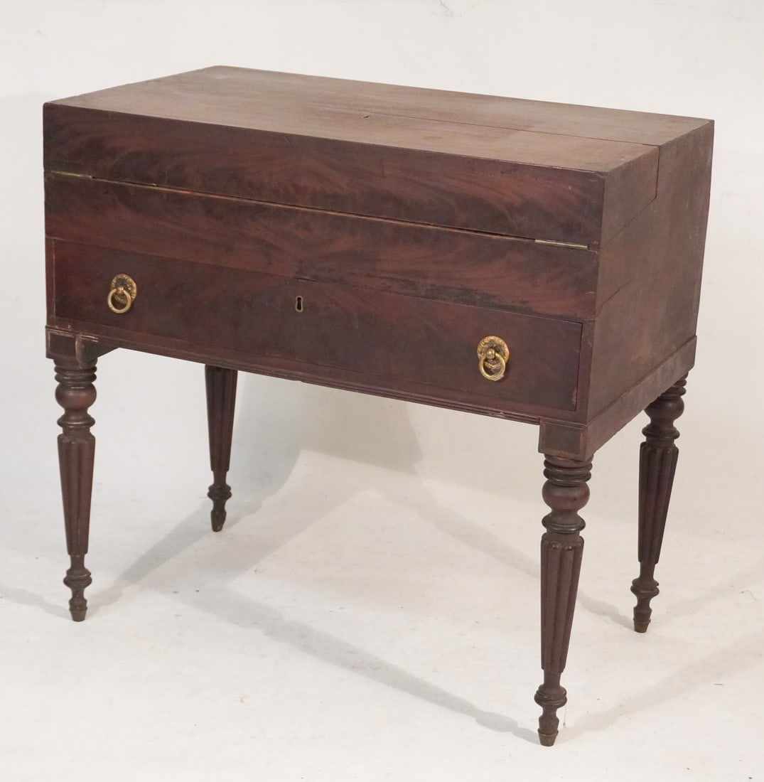 Handsome American Federal Figured & Carved Mahogany Desk (1 of 4)