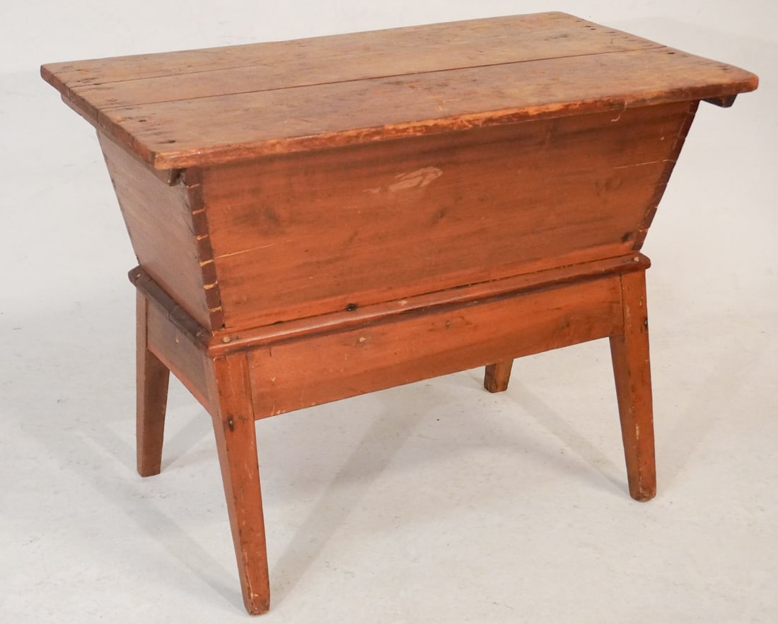 Antique Backcountry Pine Dough Box/Table (1 of 4)