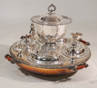 Very Handsome English Sheffield Silver Plate Centerpiece Lazy Susan
