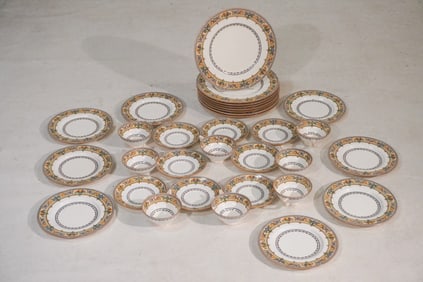 Set Mintons Plymouth Pattern Dinner Ware Porcelain