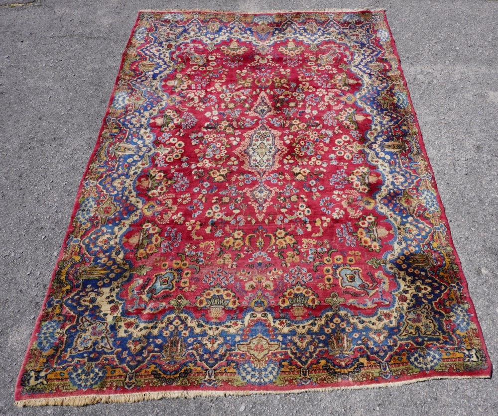 Antique Persian Kashan Carpet (1 of 4)