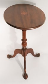 Federal Style Inlaid Mahogany Tilt Top Side Table