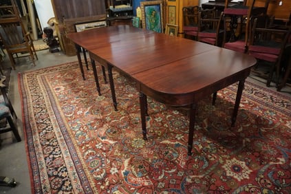 Handsome American Federal Carved & Figured Mahogany Banquet Table