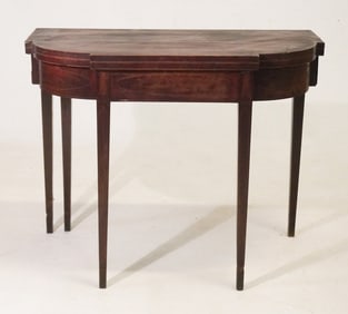 Fine American Federal Inlaid Mahogany Games Table