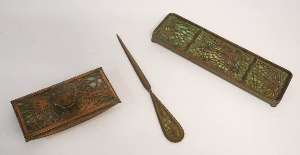 Excellent Tiffany Studios Pine Needle Pattern Desk Set (1 of 7)