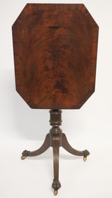 Exceptional American Federal Carved & Figured Mahogany Tilt Top Table